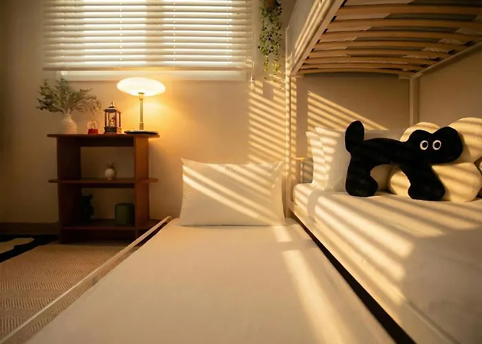 別墅 Hongdae Designer House With Large Beam Projector *