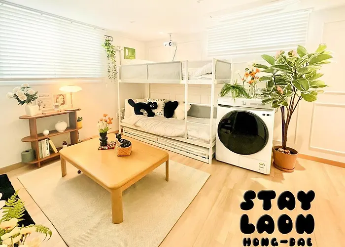 Hongdae Designer House With Large Beam Projector * 首爾